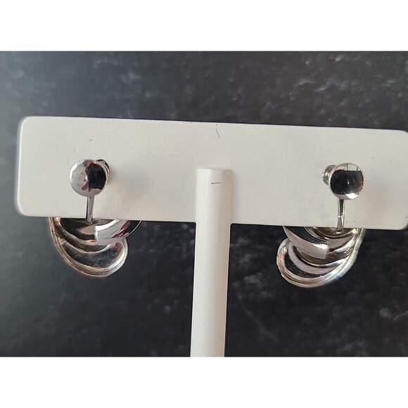 Silver Tone Metal Screwback Earrings Vintage - Picture 8 of 10
